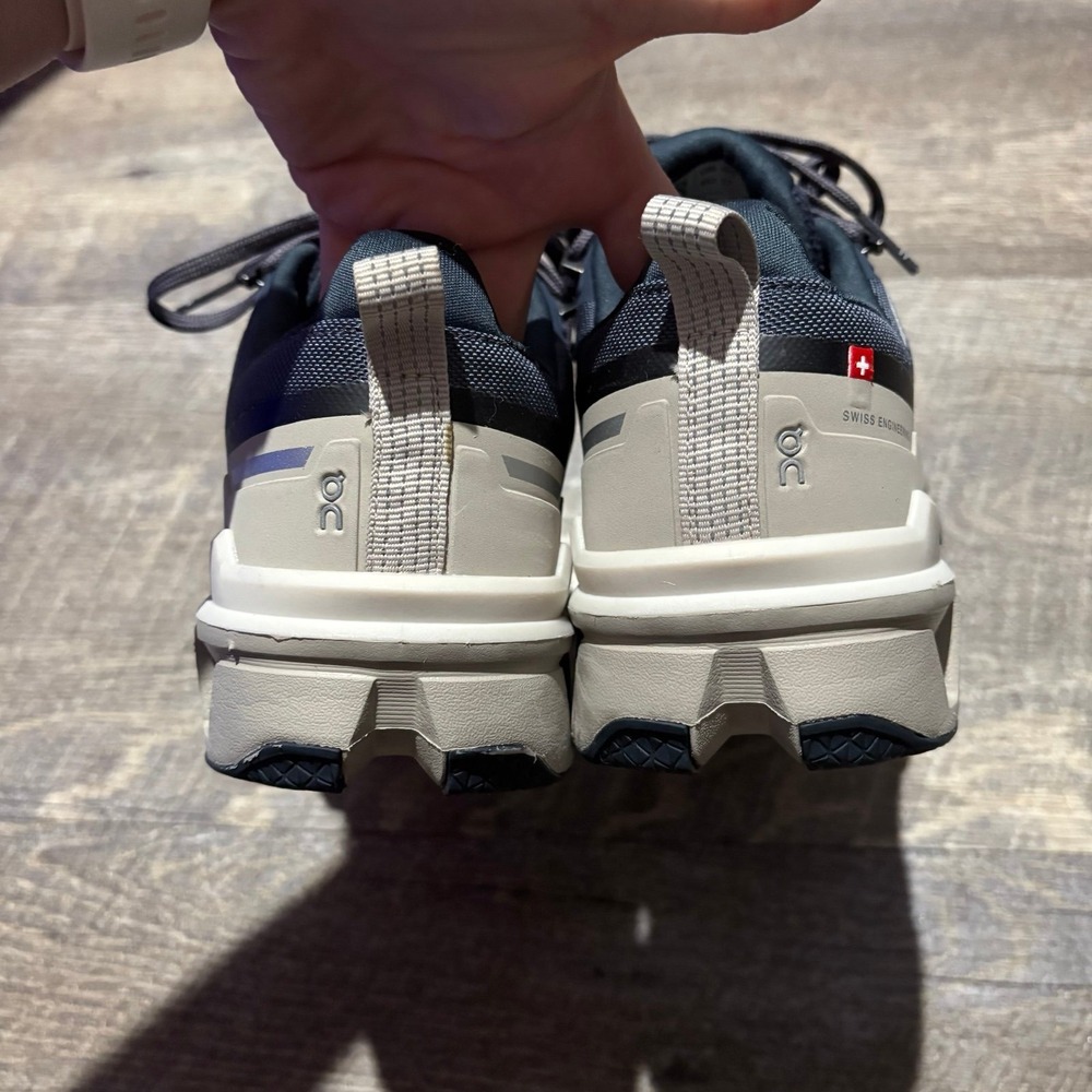 On Cloudwander Waterproof Sneakers Navy & Desert Colorway Women's Size 6 - Picture 6 of 10